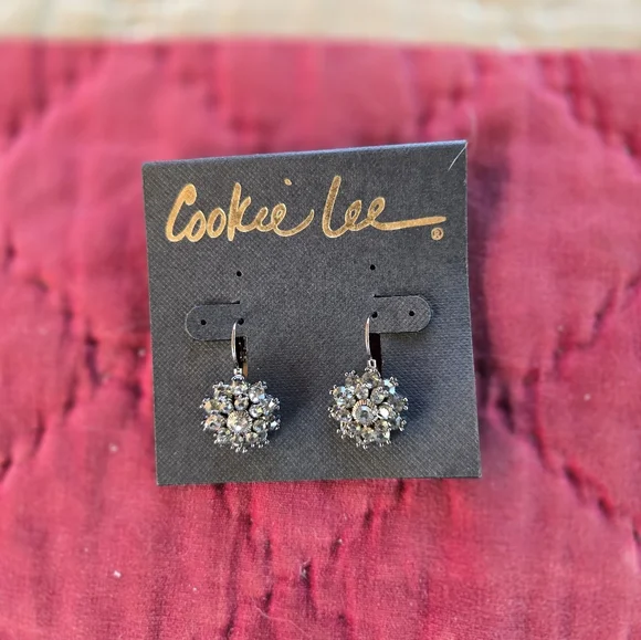 Lot of Eleven Pieces Cookie Lee  Jewelry Collection NEW with Tags Earrings - Picture 6 of 12